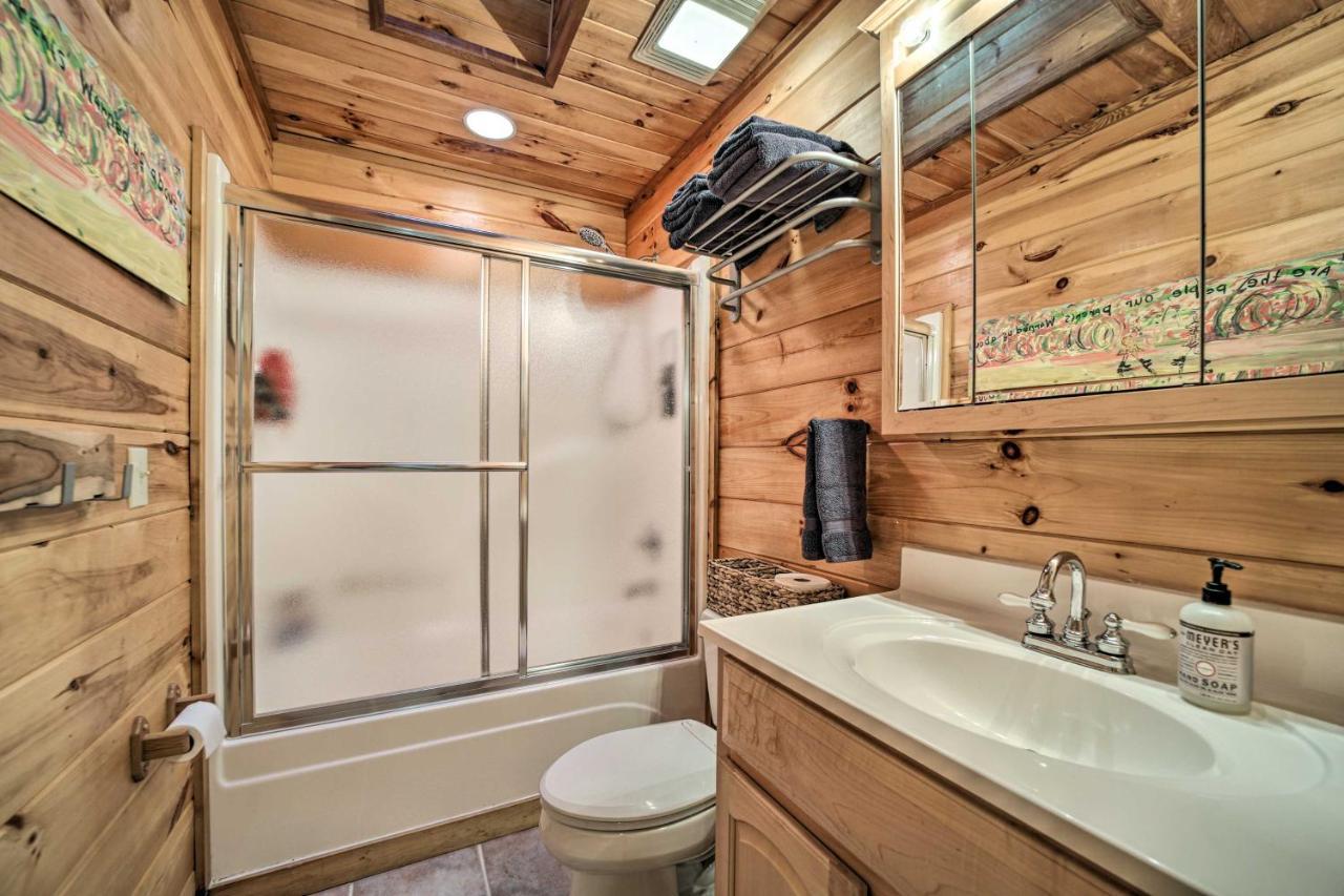 Highlands Cabin On Buck Creek About 8 Mi To Town! Exterior photo
